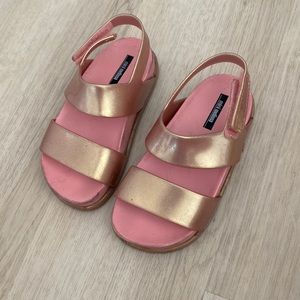 mini melissa size 9